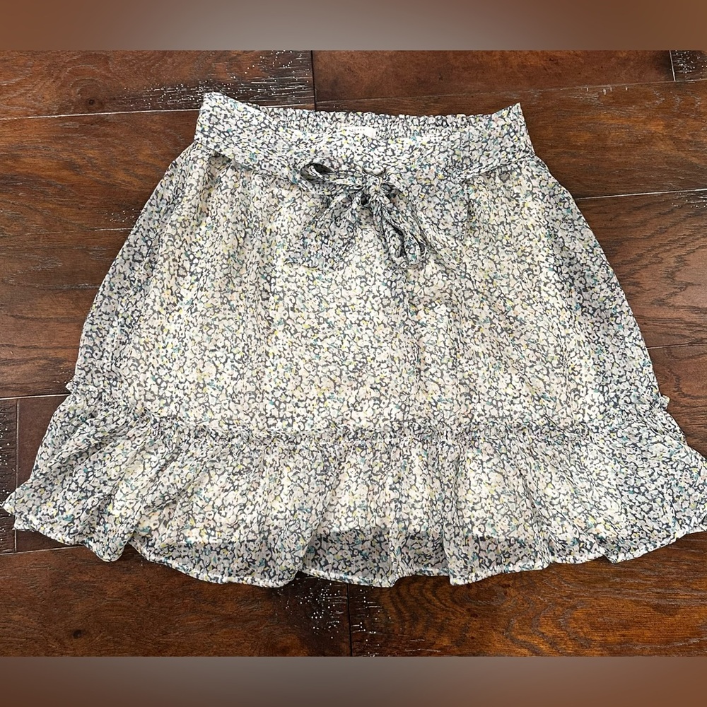 Lauren Conrad - Floral Mini Skirt with Waist Tie